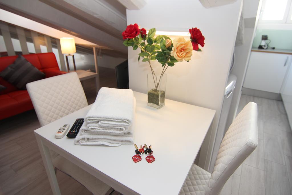 Apartamento Atico En Puerta Del Sol Madrid Exterior foto